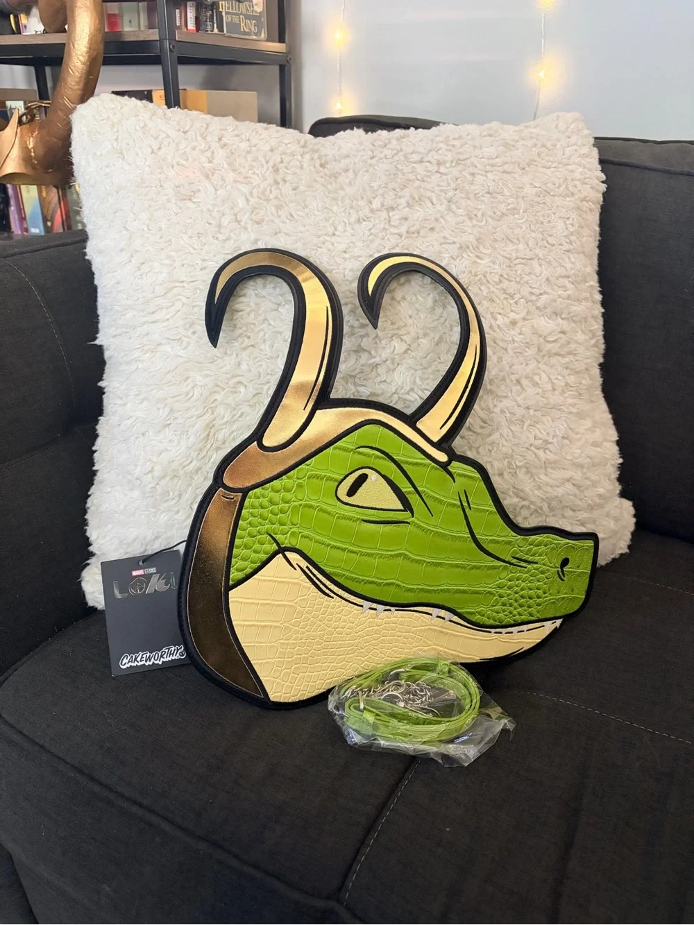 Cakeworthy Alligator Loki Crossbody